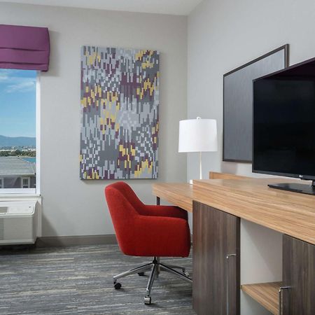 Hampton Inn & Suites Reno/Спаркс Екстериор снимка